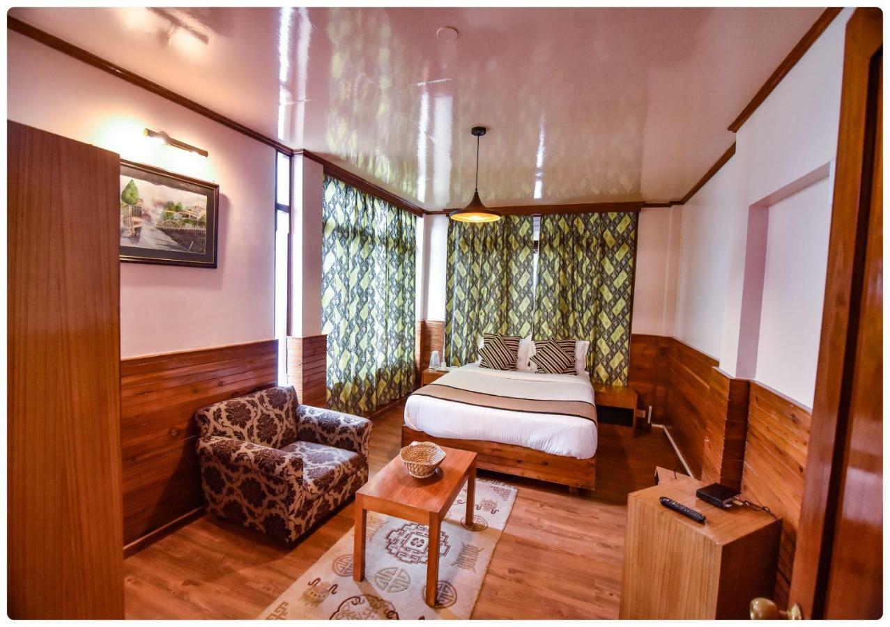 Cedar Inn Darjeeling  Exterior foto